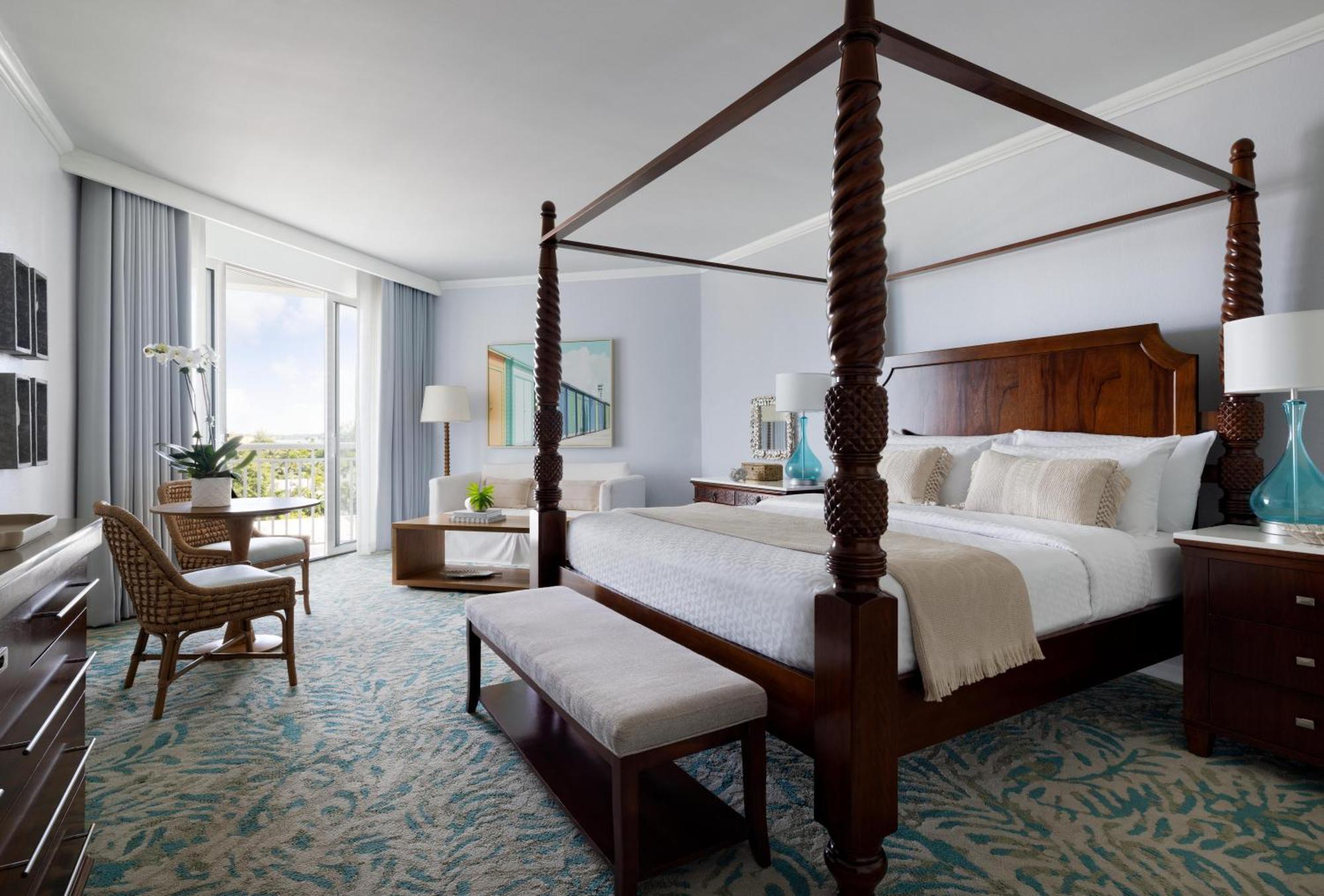 West Bay Oceanview Penthouse Club Level Suite