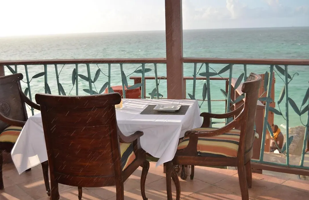 Marley Resort & Spa-1